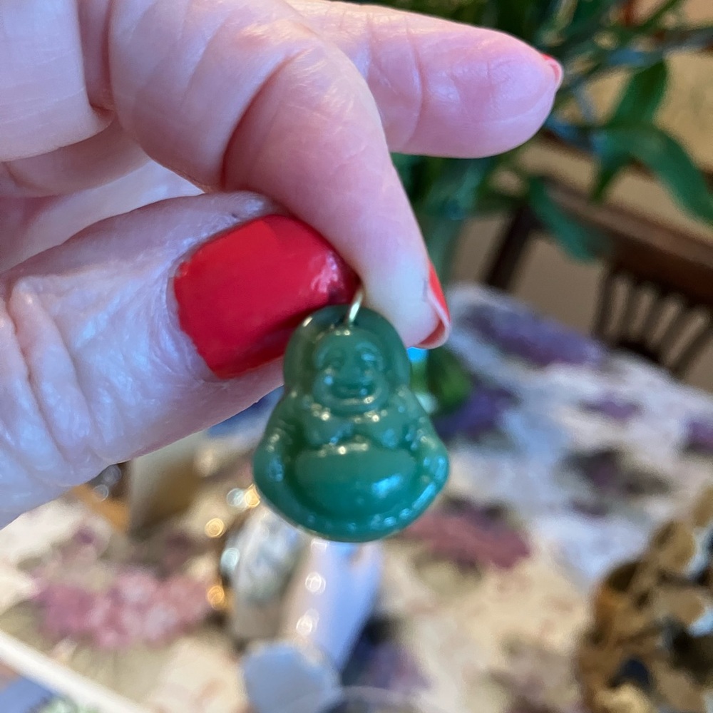 Jade Happy Buddha seated on 16” gold chain - Picture 2 of 6